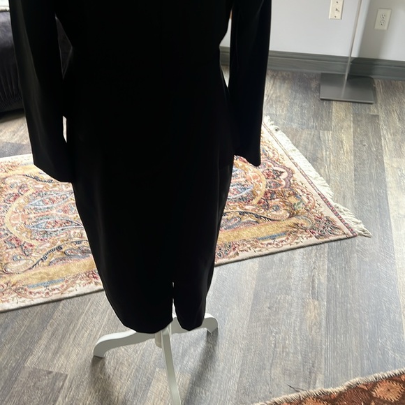 Black halo dress - Picture 11 of 14